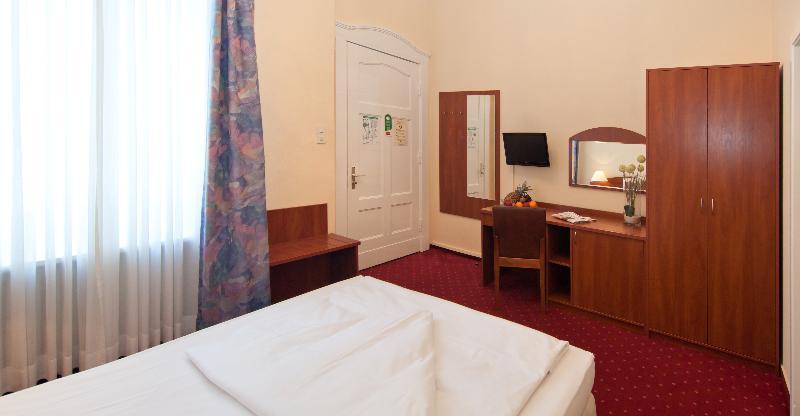 Novum Kronprinz Hauptbahnhof Hotel